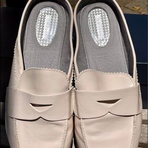 COM + SENS SLIDES 💛NEW in box🧡size 10 ladies💚